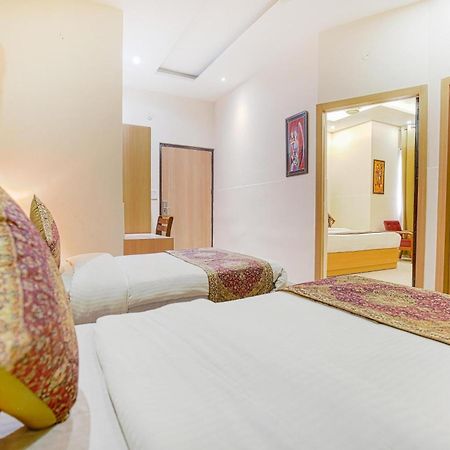 Hotel Ricky International อัมริตสา ภายนอก รูปภาพ