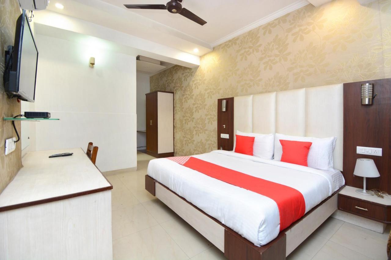 Hotel Ricky International อัมริตสา ภายนอก รูปภาพ