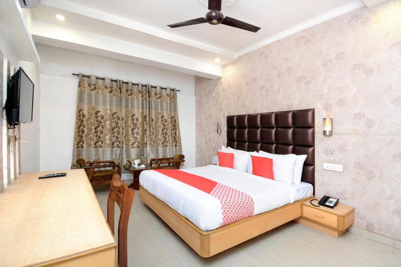 Hotel Ricky International อัมริตสา ภายนอก รูปภาพ