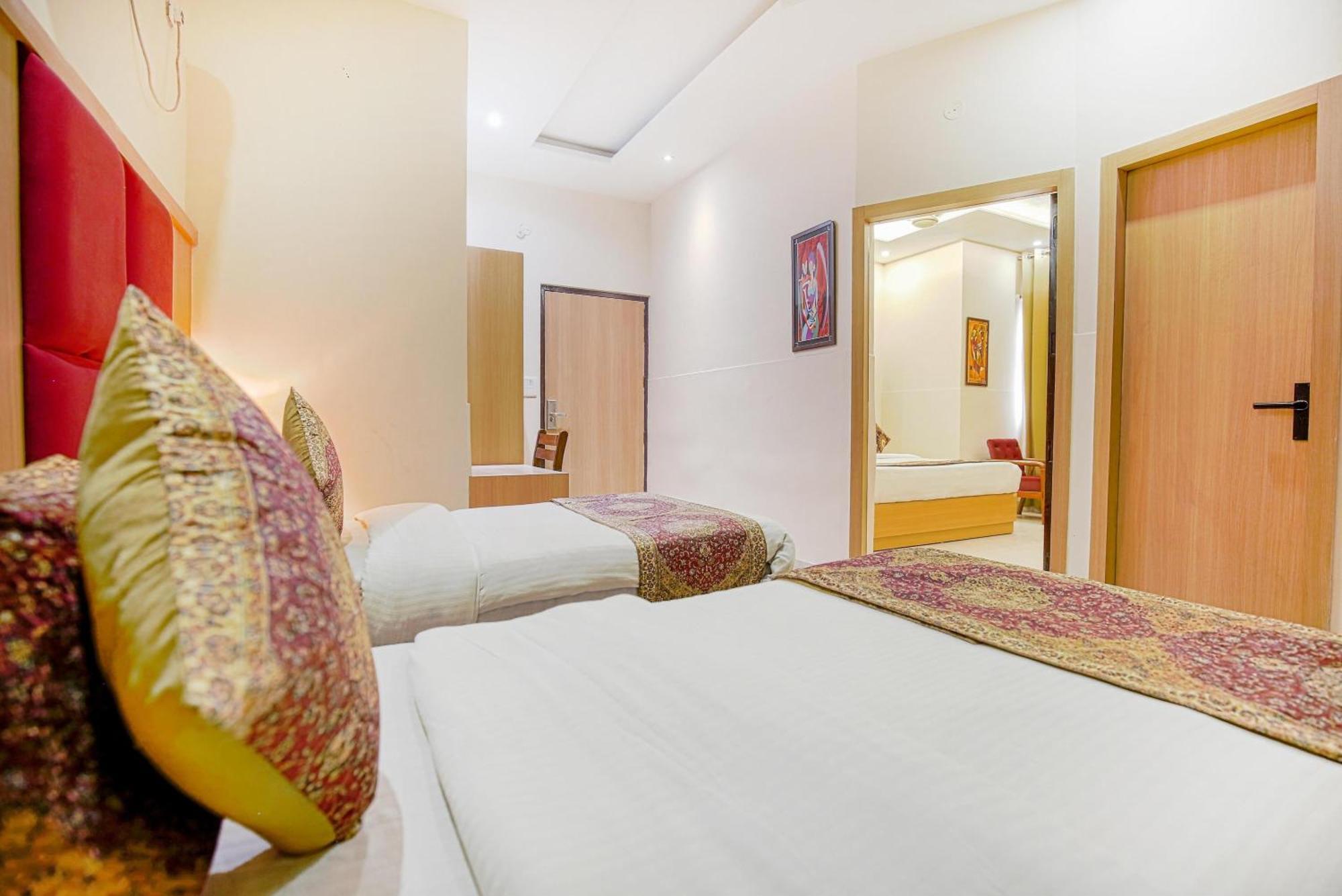 Hotel Ricky International อัมริตสา ภายนอก รูปภาพ